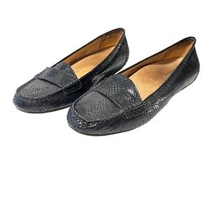 Vionic black penny loafers